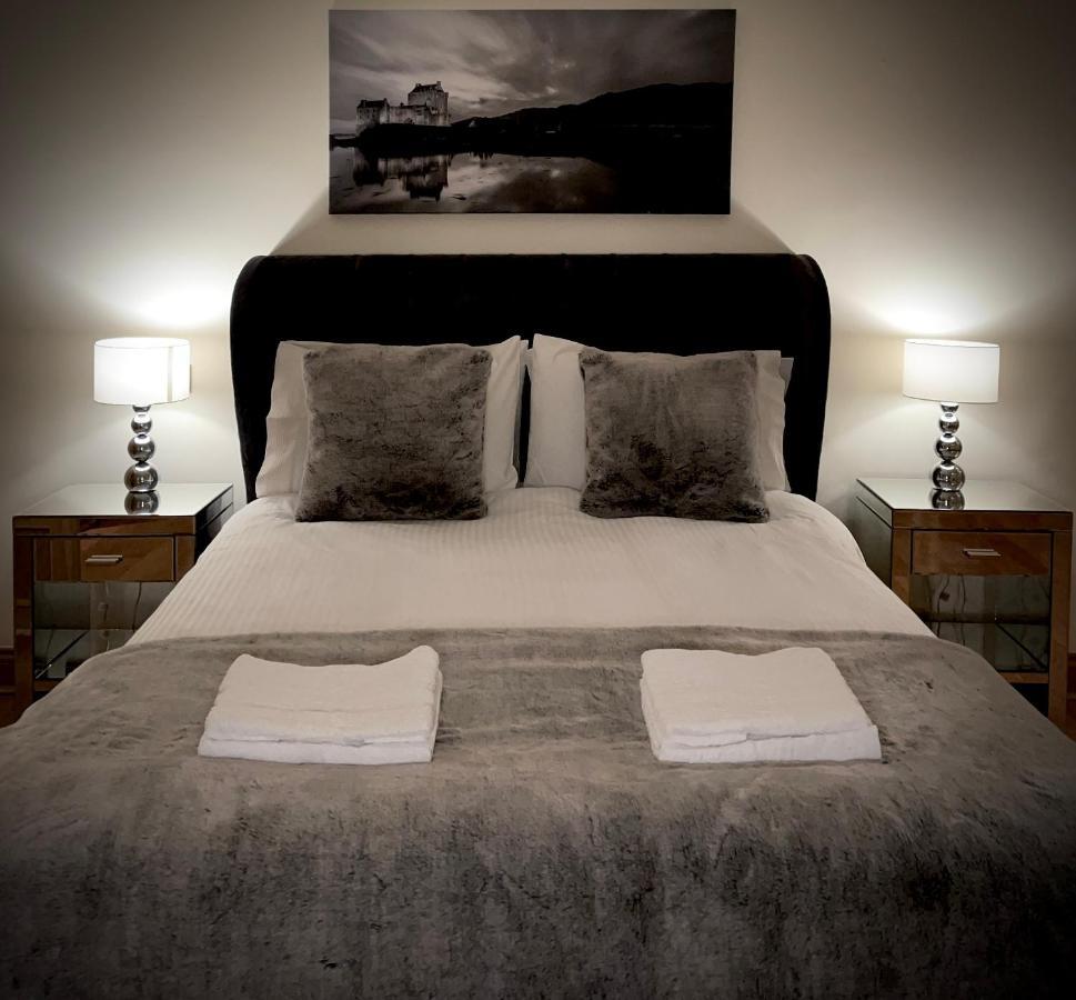 Lomond Castle Penthouse Apartment ลุสส์ ภายนอก รูปภาพ