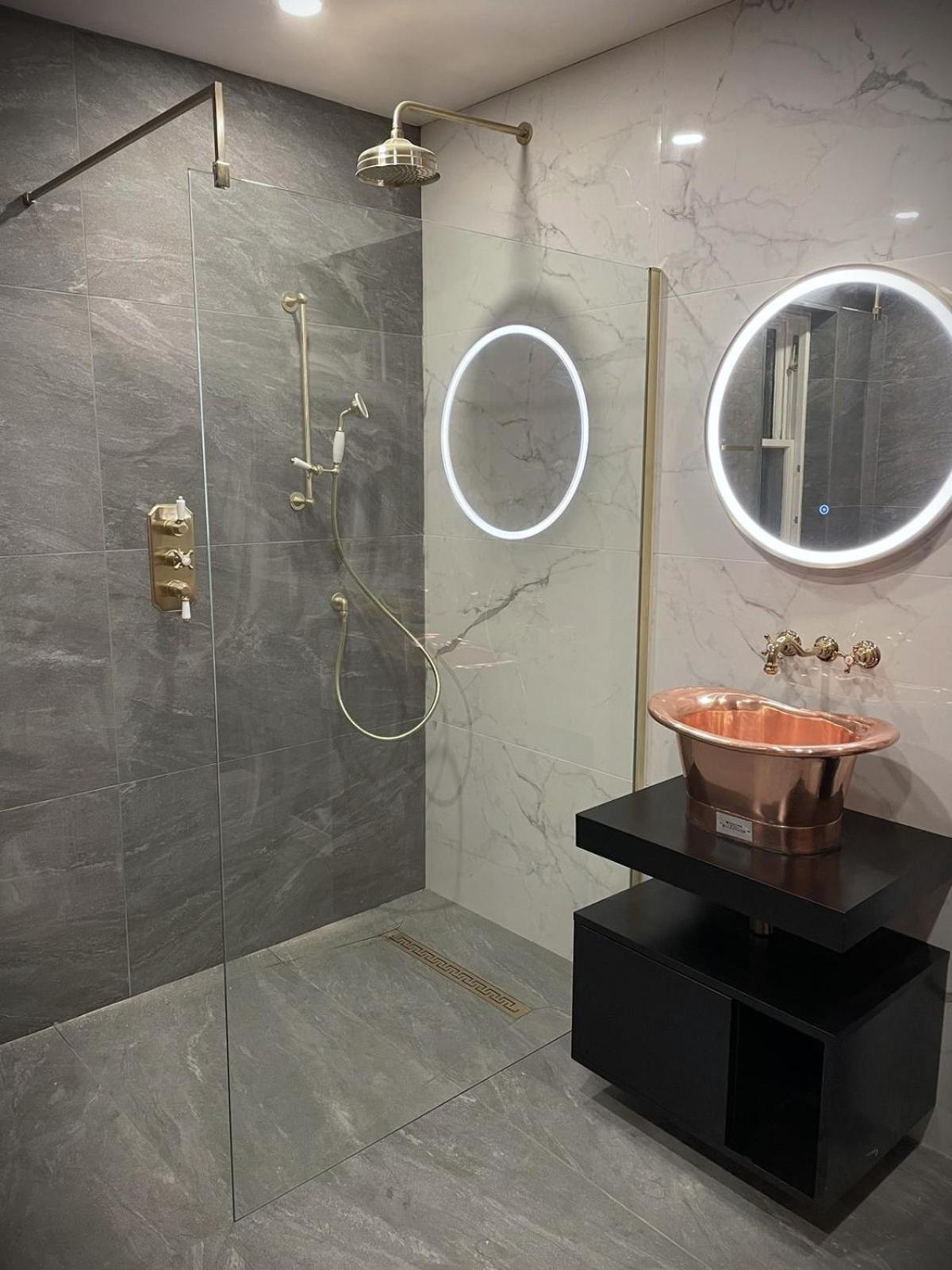 Lomond Castle Penthouse Apartment ลุสส์ ภายนอก รูปภาพ